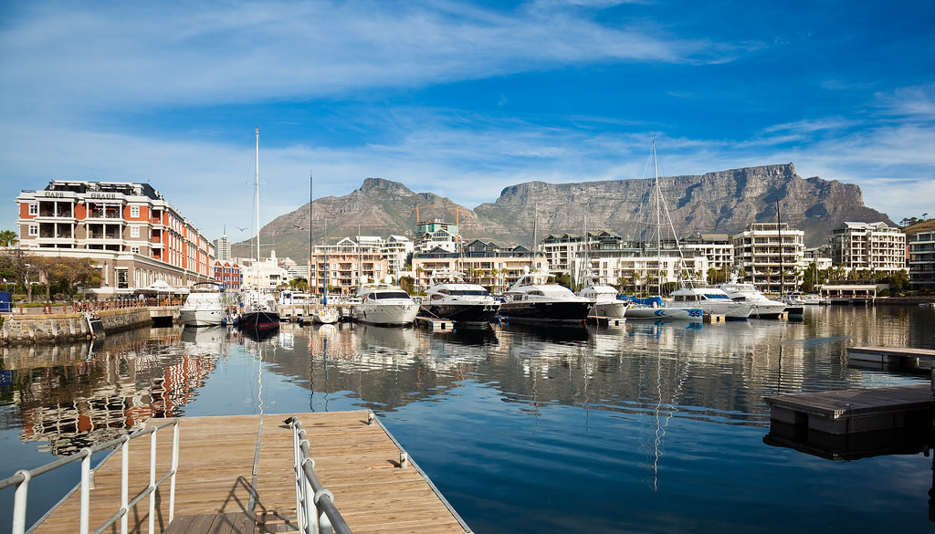Cape Tpwn from the water front